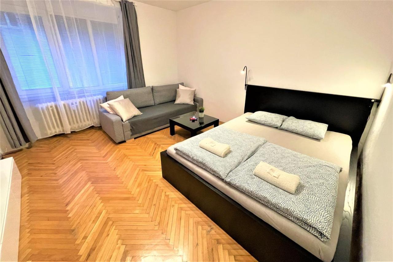 Apartment Helen - Old Town, Ac Μπρατισλάβα Εξωτερικό φωτογραφία